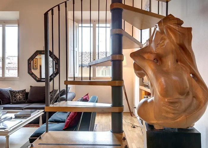 Casper By Mamo Floransa